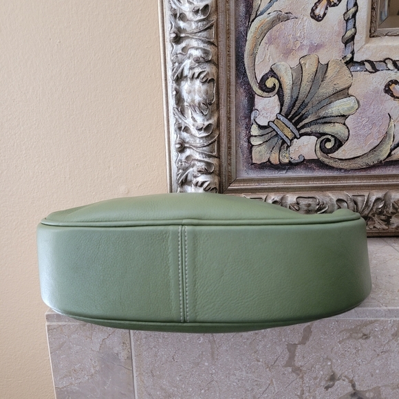 Lucien Piccard Leather Bag - Picture 7 of 16